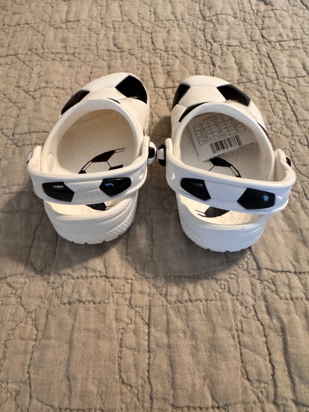 Brand New (NWT) Toddler Soccer Crocs size C8 - Picture 5 of 6